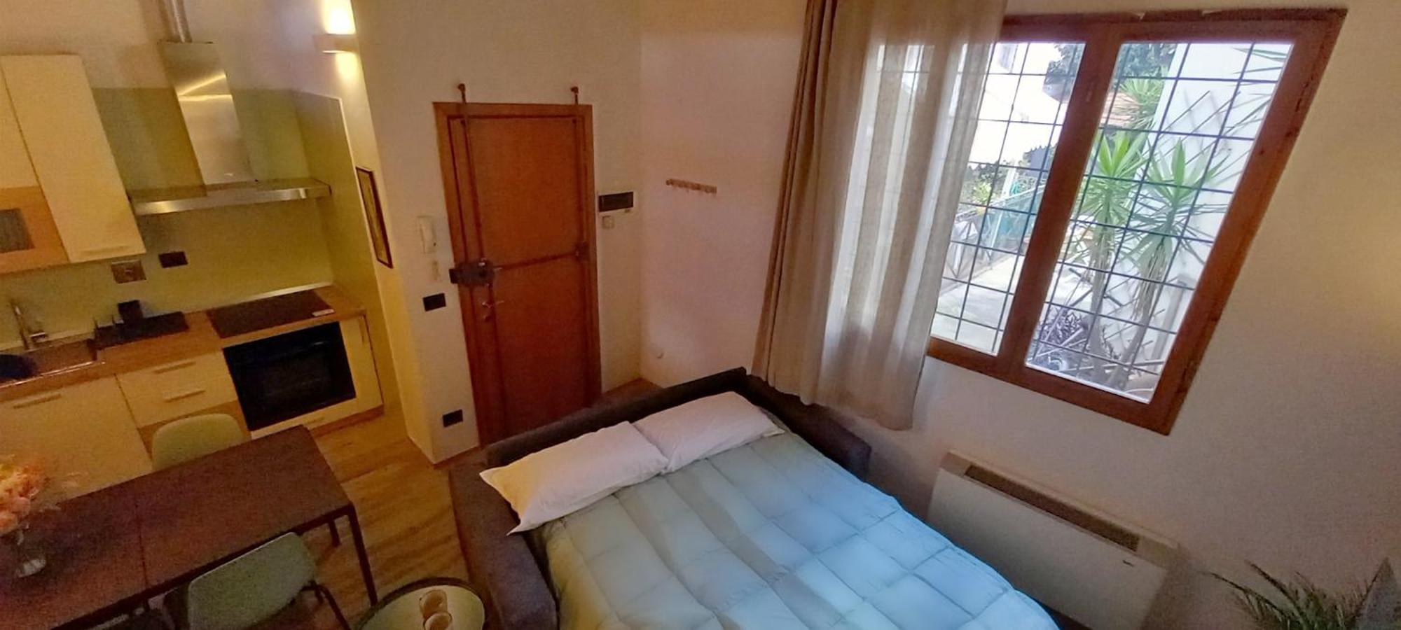 Apartment Tuscan Loft - 7 Guests With Patio Florence